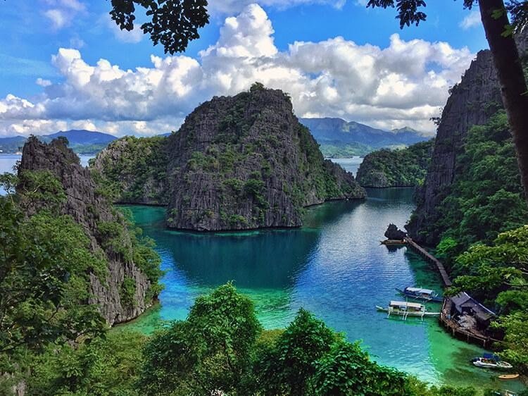 Coron Travel Guide 2026: Best Island Hopping & Travel Tips