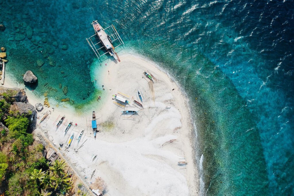 Haligi Beach