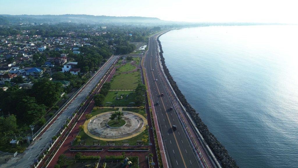 Davao City road and traffic in the Philippines