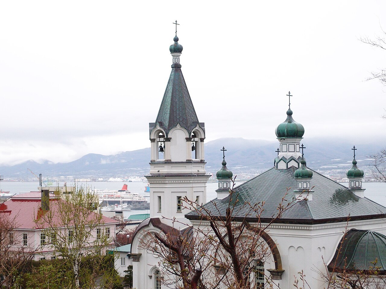 Hakodate Orthodox Church towers in Motomachi