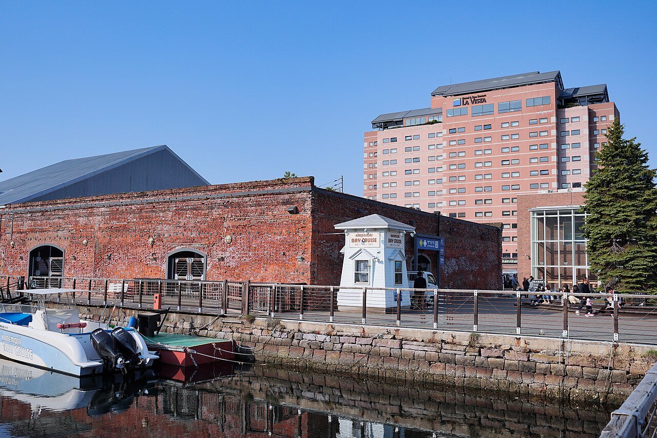 Kanemori warehouses and La Vista Hakodate Bay by the canal